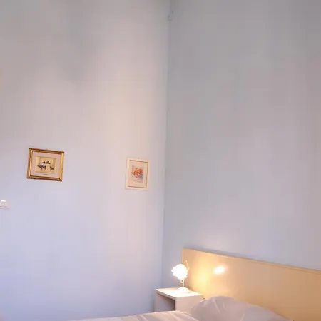 Evelyn Apartment Aci Castello